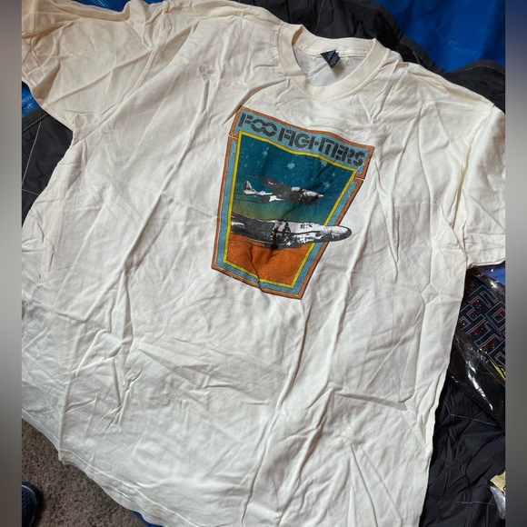 NEW Foo Fighters beige tee shirt Size XXL - Picture 1 of 3
